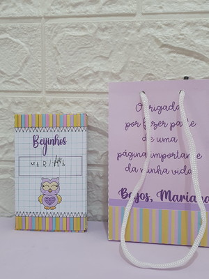 Lembrancinha dia do professor caixinha kitkat e sacolinha