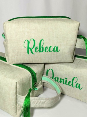 Nécessaire personalizada / lembrancinha