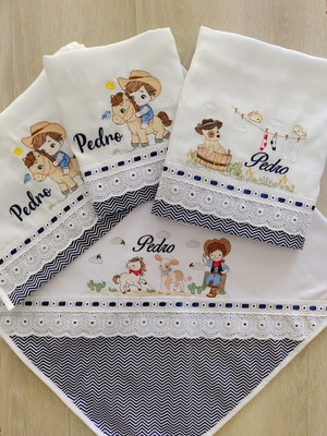 Kit fraldas e cueiro fazendinha (04 peças)