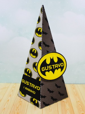 Caixa pirâmide personalizada batman