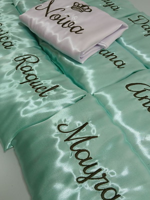 6 robe de cetim personalizado