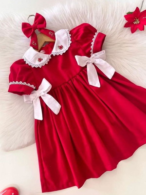 Vestido vermelho com bordado
