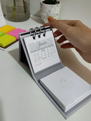 Calendário com bloquinho