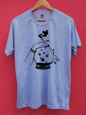 Camiseta bola de cristal