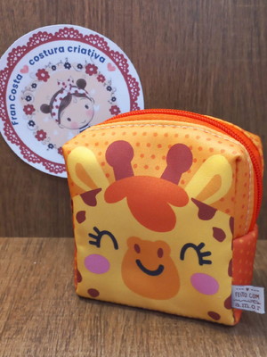 Necessaire cubic bichinhos