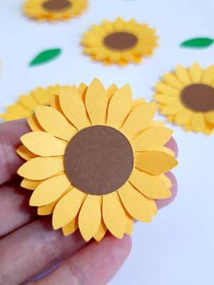 Aplique em scrap girassol 5 cm