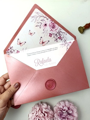 Convite debutante/casamento com forro rosê perolado