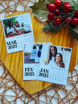Mini calendário personalizado com foto polaroid 2025