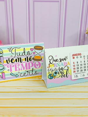 Mini calendário de mesa 2025