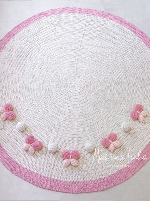 Kit para quarto de bebê tapete + varal de berço de crochê