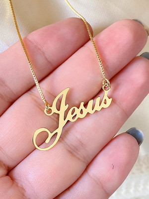 Colar com nome personalizado