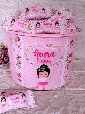 Balde com 100 balas personalizadas bailarina