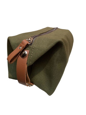 Necessaire em lona de algodão com forro impermeável