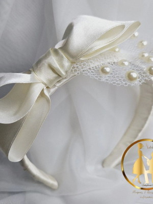 Tiara de luxo voillete bege creme off white artezluaateliê
