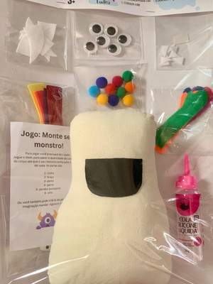 Kit criativo: crie um monstro!