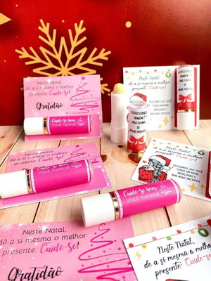 Cartão com hidratante labial natal