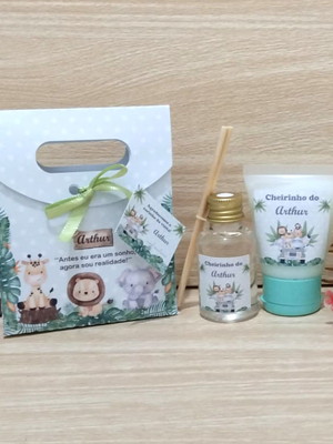 Lembrancinha aromatizador e hidratante com sacolinha