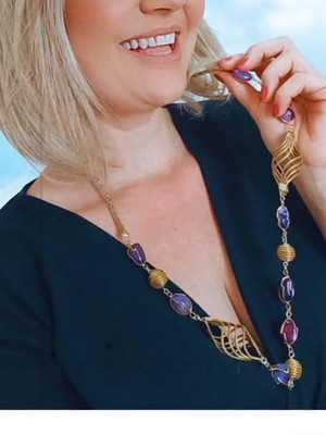 Colar capim dourado com pedra natural