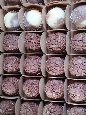 Cento de brigadeiros