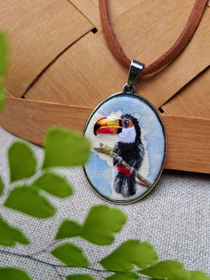 Colar tucano