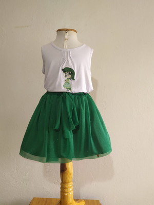 Saia e blusa nojinho