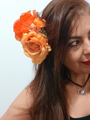 Arranjos florais walkriarte- conjunto de rosas em tons laran