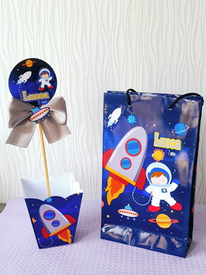 Kit lembranças - astronauta