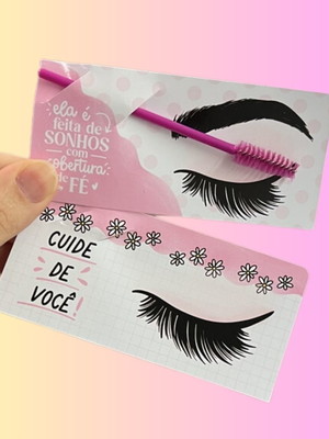 Card personalizado com escovinha de cílios dia das mulheres