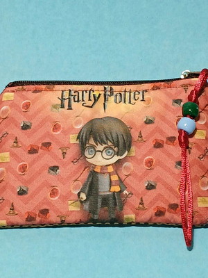 Bolsinha necessaire 13 x 11 harry potter fd vermelho