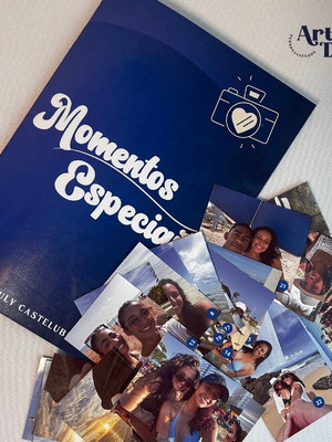 Álbum de figurinhas personalizado