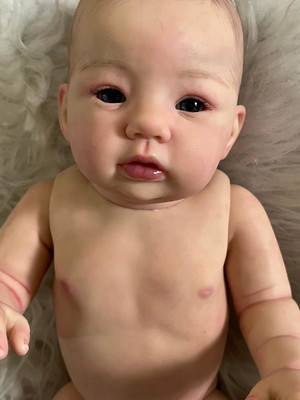 Bebe reborn menino realista pode banho
