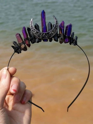 Tiaras de lua com cristais naturais
