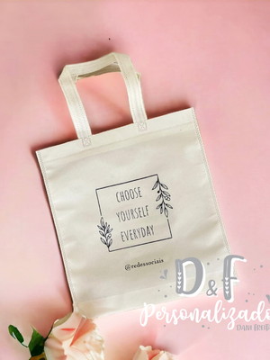 Sacolas personalizadas tnt g80 30x35 cm. reforçadas