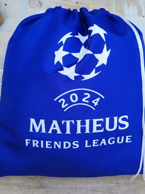 Sacochila personalizada bola na rede time de futebol