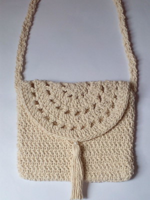 Bolsa crochê com tassel