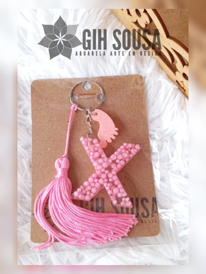 Kit com 5 chaveiros letra com pingente com peças únicas