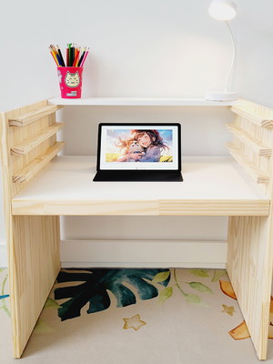 Mesa infantil com ajuste de altura