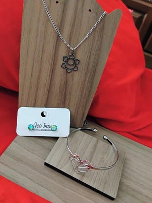 Conjunto colar brinco e bracelete em aço hipoalergenico