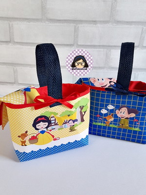 Kit 45 lembrancinha mini cestinha e toalhinha branca de neve