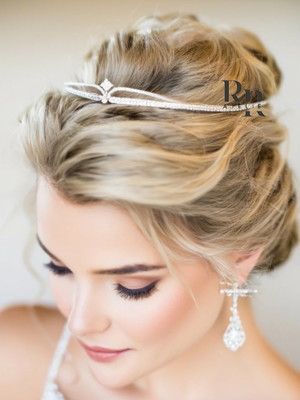 Tiara de noiva banho de prata pequena delicada casamento