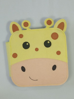 Mini-quiet book para bebes capa da girafa