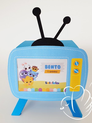 Caixa tv bolofofos
