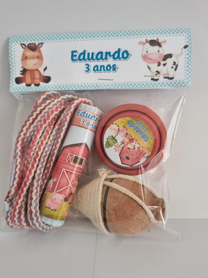 Kit corda personalizada, pião e ioio fazendinha