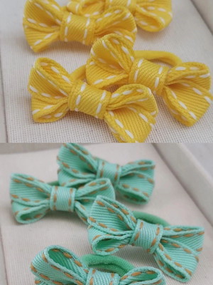 Mini laço par no elástico