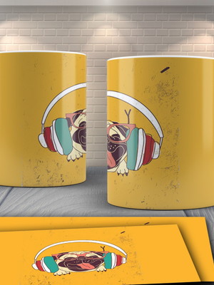 Caneca cachorro com fone de ouvido