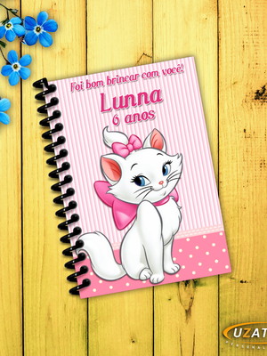 Caderninhos com capa e folhas personalizadas - gata marie