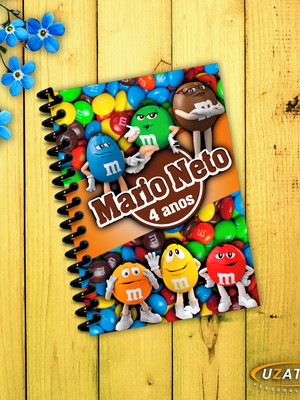 Caderninhos com capa e folhas personalizadas - m & m´s