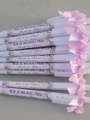 Caneta personalizada com laço