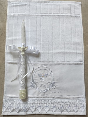 Kit vela com toalha personalizada para batizado