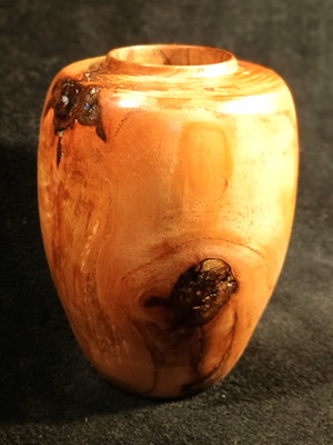 Vaso torneado em madeira de lei decorativo (peça única)